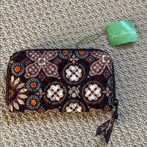 NWT Vera Bradley zip around wallet